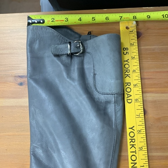 Arnold Churgin Italian made, 100% leather over the knee gray boots - Picture 11 of 17